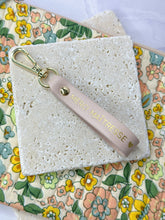 Charger l'image dans la galerie, Porte-clés - MERCI MAITRESSE