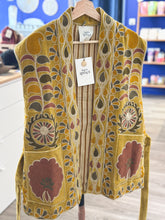Charger l'image dans la galerie, Gilet - BRODERY
