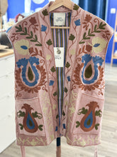 Charger l'image dans la galerie, Gilet - BRODERY