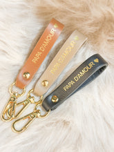 Charger l'image dans la galerie, Porte-clés - PAPA