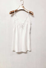Charger l'image dans la galerie, Top - SATIN