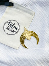 Charger l'image dans la galerie, Pendentif - CROISSANT DE LUNE