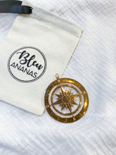 Charger l'image dans la galerie, Pendentif - ROSE DES VENTS