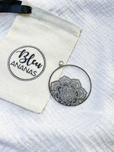 Charger l'image dans la galerie, Pendentif - MANDALA