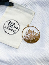 Charger l'image dans la galerie, Pendentif - LOTUS