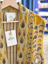 Charger l'image dans la galerie, Gilet - BRODERY
