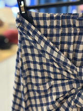 Charger l'image dans la galerie, Look du jour - JUPE NOUÉE
