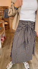 Charger l'image dans la galerie, Look du jour - JUPE NOUÉE
