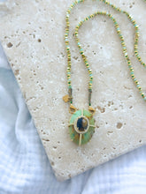 Charger l'image dans la galerie, Collier - AUREA chrysoprase
