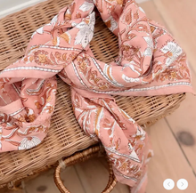 Charger l&#39;image dans la galerie, Foulard - DHELI BLUSH
