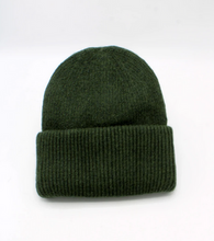 Charger l'image dans la galerie, BONNETS - Angora
