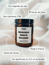 Charger l'image dans la galerie, Bougie - Bienvenue dans la daronnie
