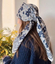 Charger l'image dans la galerie, Foulard - BLEU LUREX

