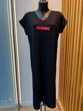 Charger l'image dans la galerie, Robe - ICONIC
