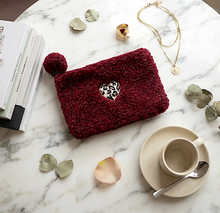 Charger l'image dans la galerie, Pochette DOLLY

