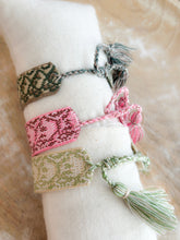 Charger l&#39;image dans la galerie, Bracelet - LOVE
